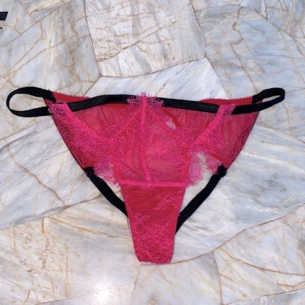 3 piece set VS Bombshell Front-Close 34A & Cut Out Back Panty S & Garter XS/S - Picture 4 of 12